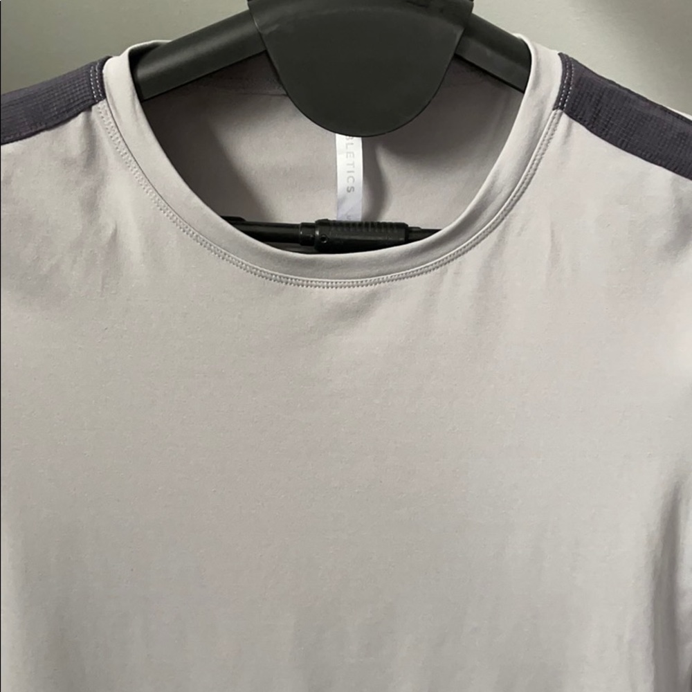 Fabletics Two-Tone Top - Picture 3 of 6